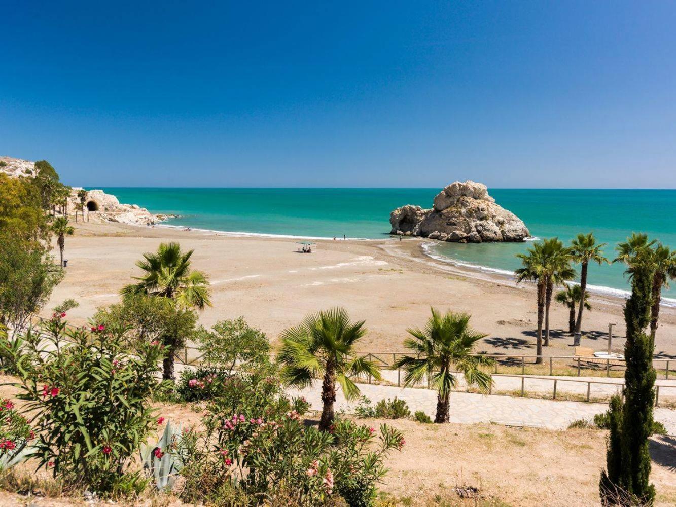Apartamento Los Tres Soles مالقة المظهر الخارجي الصورة