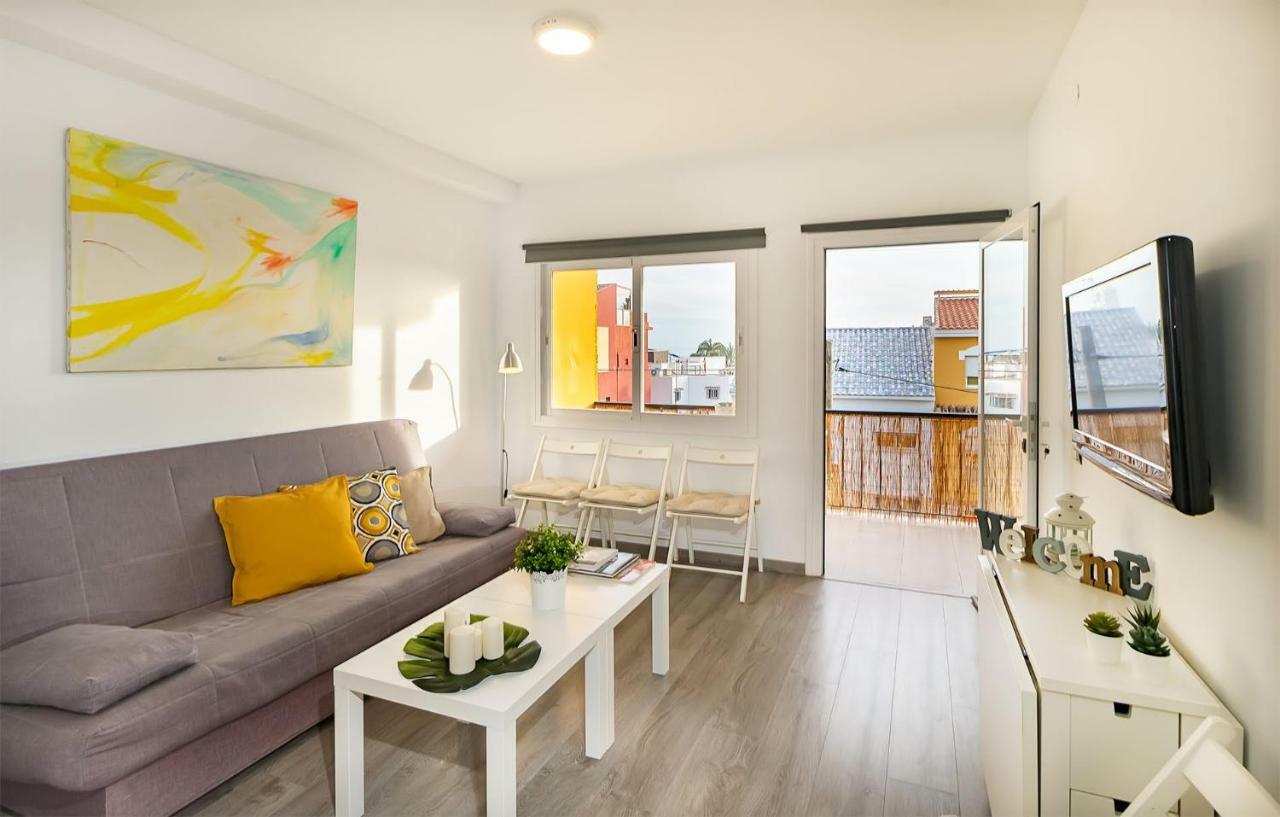 Apartamento Los Tres Soles مالقة المظهر الخارجي الصورة